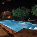 Βίλα La Rodina *