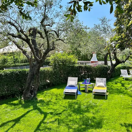 La Rodina Villa *
