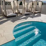 La Rodina Villa