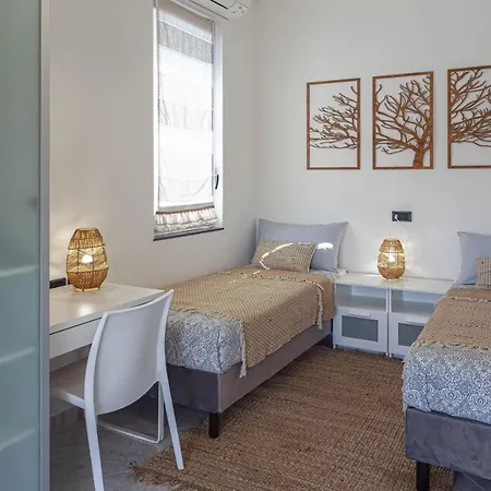 La Rodina Villa *