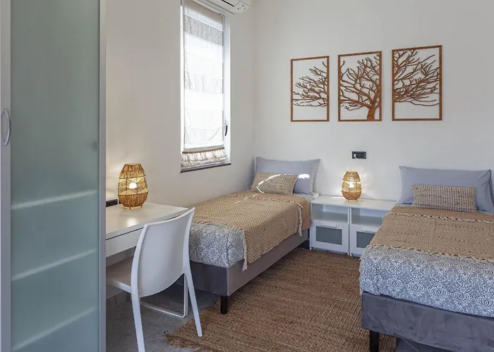 La Rodina فيلة *