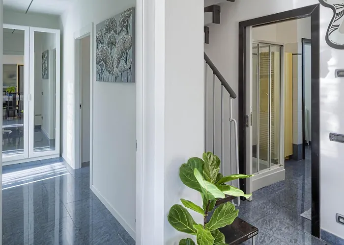 La Rodina فيلة *