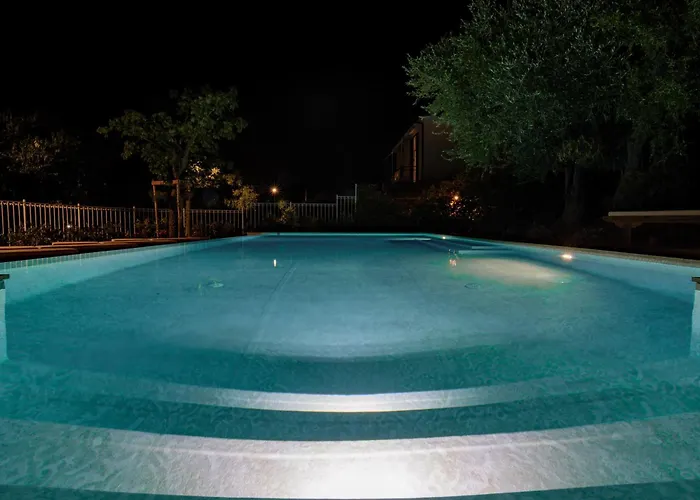 La Rodina فيلة *