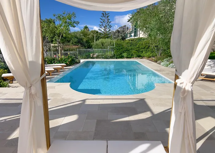 La Rodina فيلة دْيانو مارينا