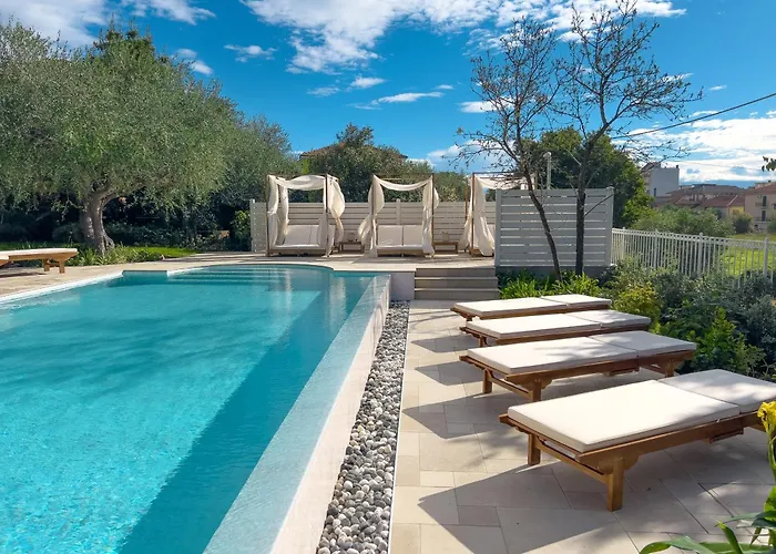 فيلة La Rodina دْيانو مارينا