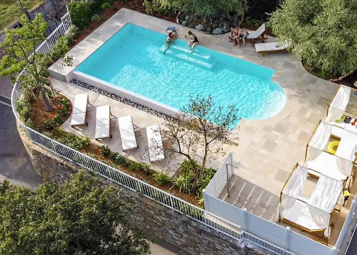 فيلة La Rodina *